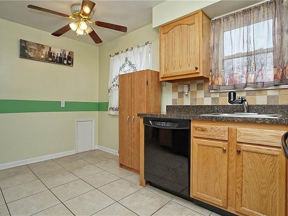 4th image of 30319 Mildred St