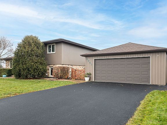 3rd image of 8853 Obrien Dr