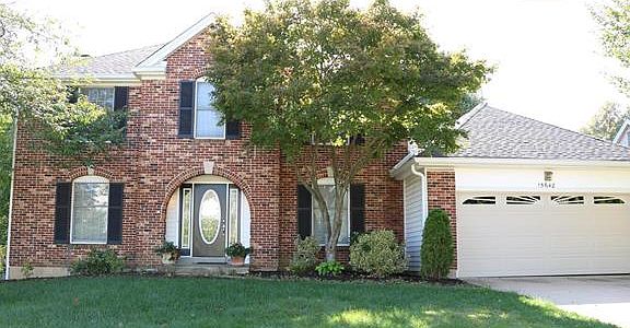 2nd image of 15642 Coventry Farm Dr