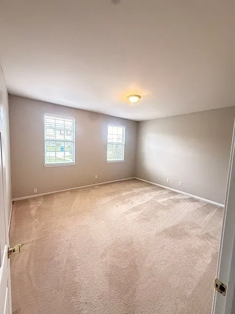 2 bed, 1380 sqft, $1,750 — Photo 3