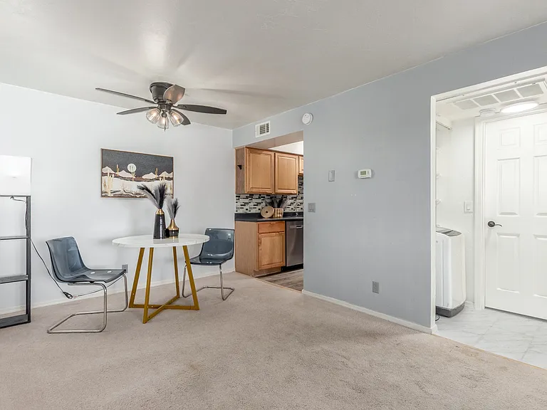 455 W Kelso St #239 — Photo 4
