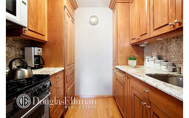 Rented by Douglas Elliman | media 11