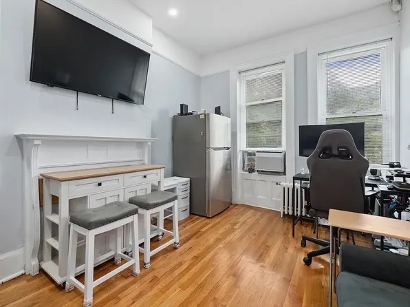 423 W 144th St #3F, New York, NY 10031