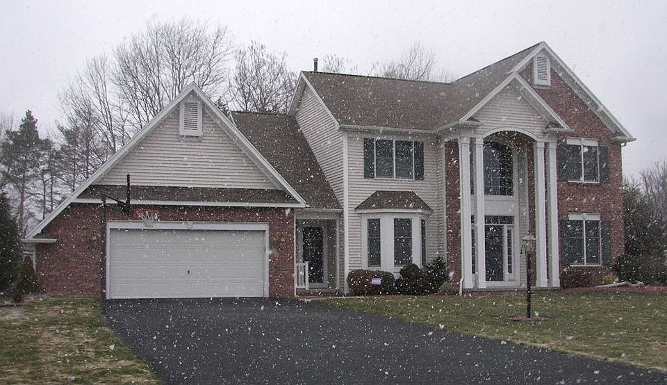 1st image of 565 Dunnbridge Dr