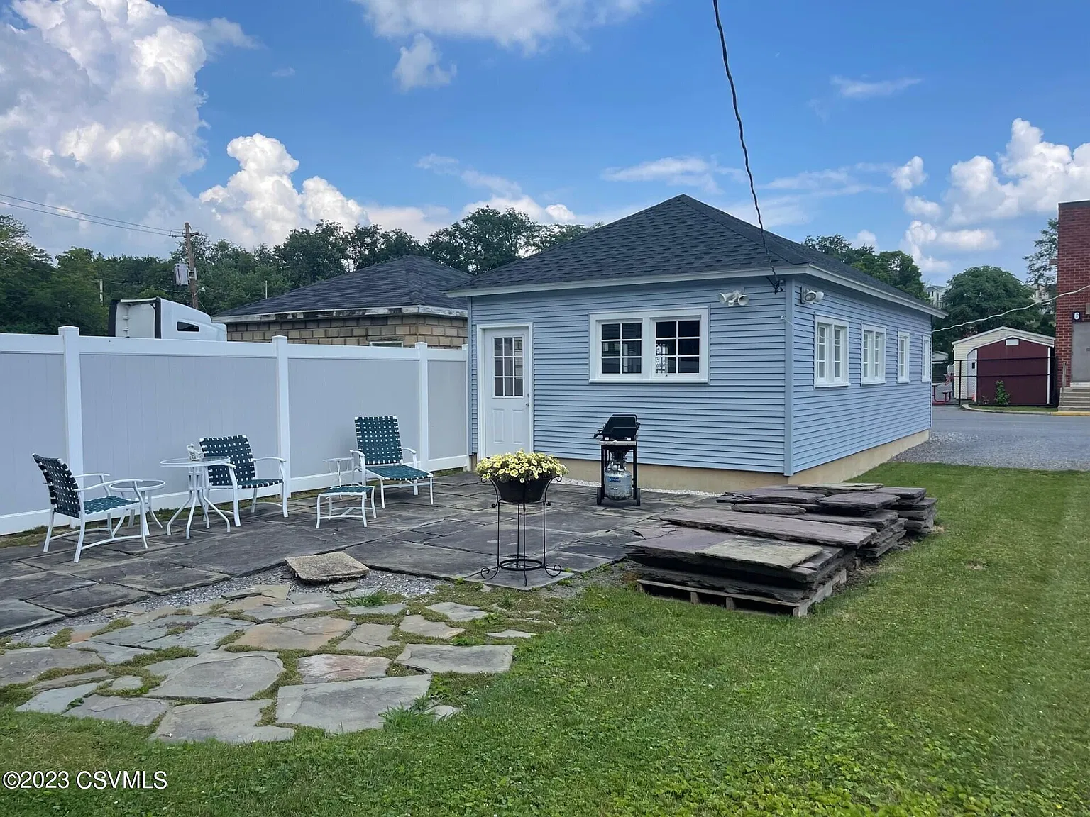1 bed, 1000 sqft, $900 — Photo 3