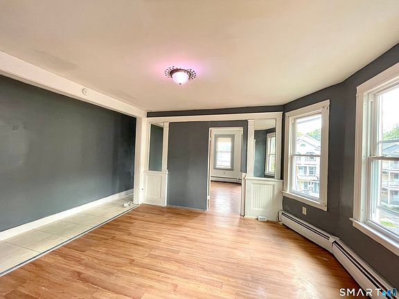 3rd image of 76 Wilcox Street