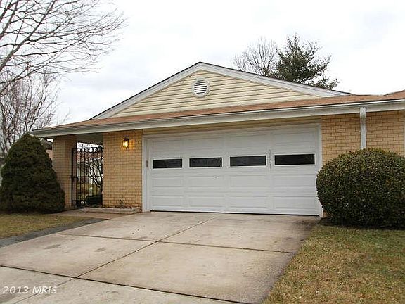3rd image of 3401 Island Creek Ct #129-A