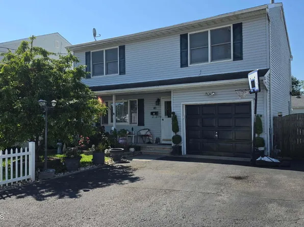 40 Wood Street, Keansburg, NJ 07734