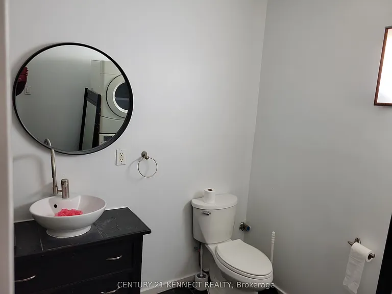 181 Augusta Ave #2 — Photo 9