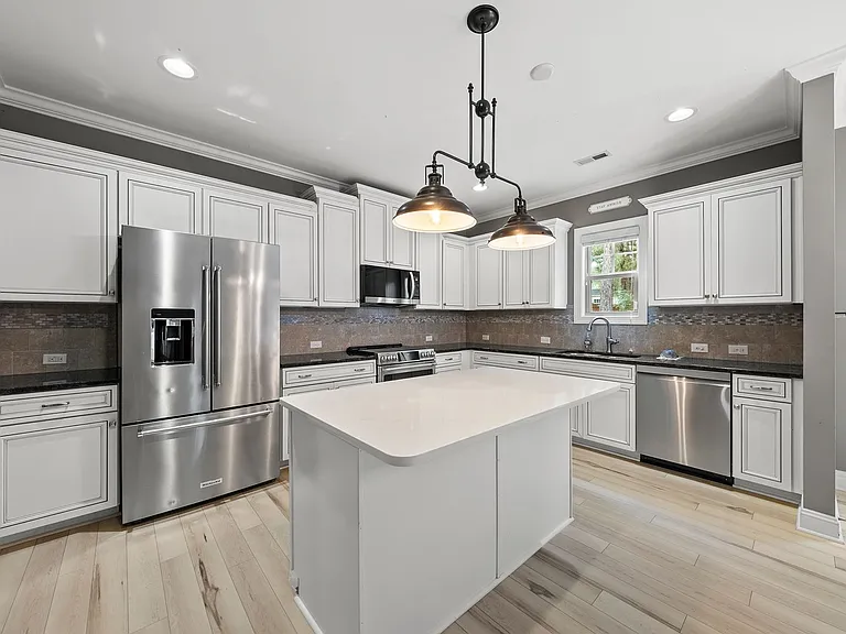 3537 Bunting Dr — Photo 20