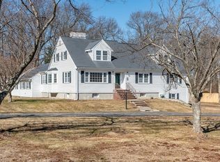 10 Hollingsworth Rd, Milton, MA 02186