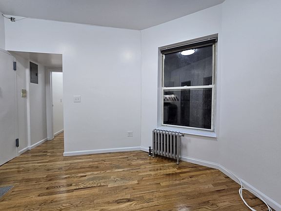 5th image of 231 E 24th St #3C