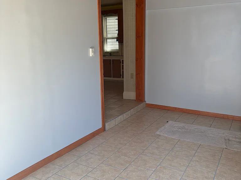 258 Locust St #1 — Photo 3