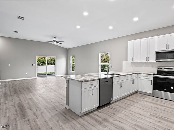 5th image of 2105 NW 5th Ter