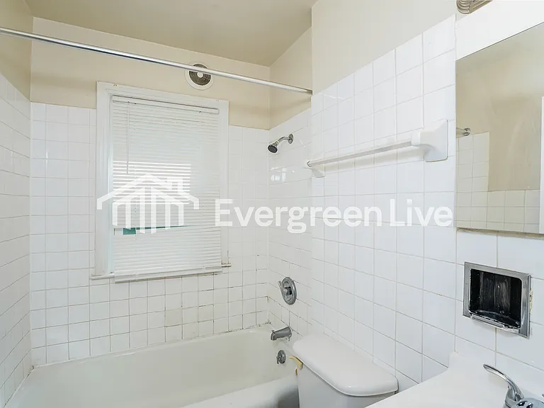 4608 N 44th St — Photo 13