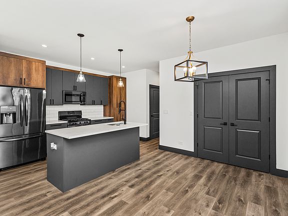 5th image of 6422 S Drexel Ave #3N