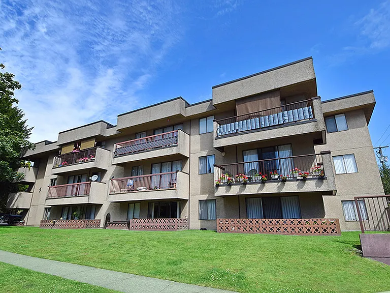 8790 Cartier St — Photo 9