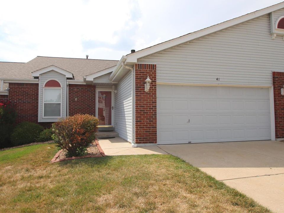 1st image of 41 Lienemann Ct