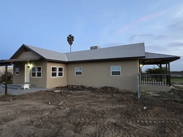 2494 S Leonard Ave #A, Sanger, CA 93657