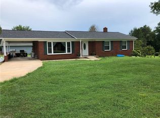 3327 Rock Creek Rd, North Wilkesboro, NC 28659