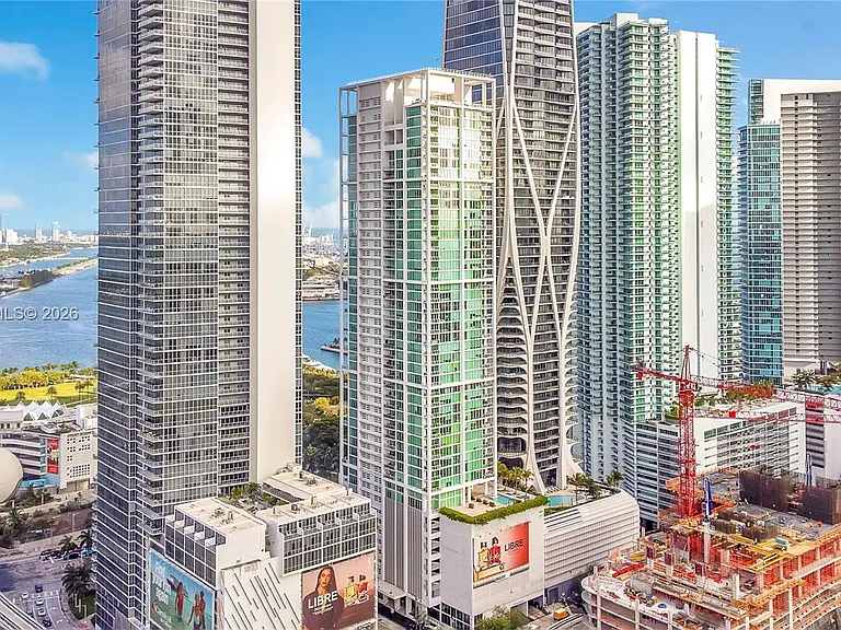 1040 Biscayne Blvd #3306 — Photo 30