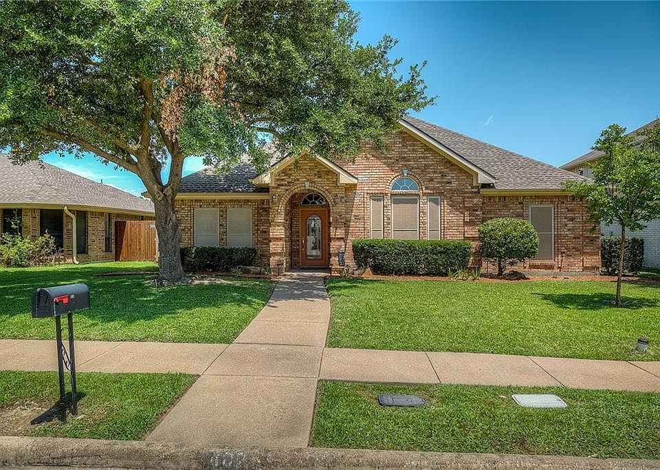 1st image of 402 Kylie Ln