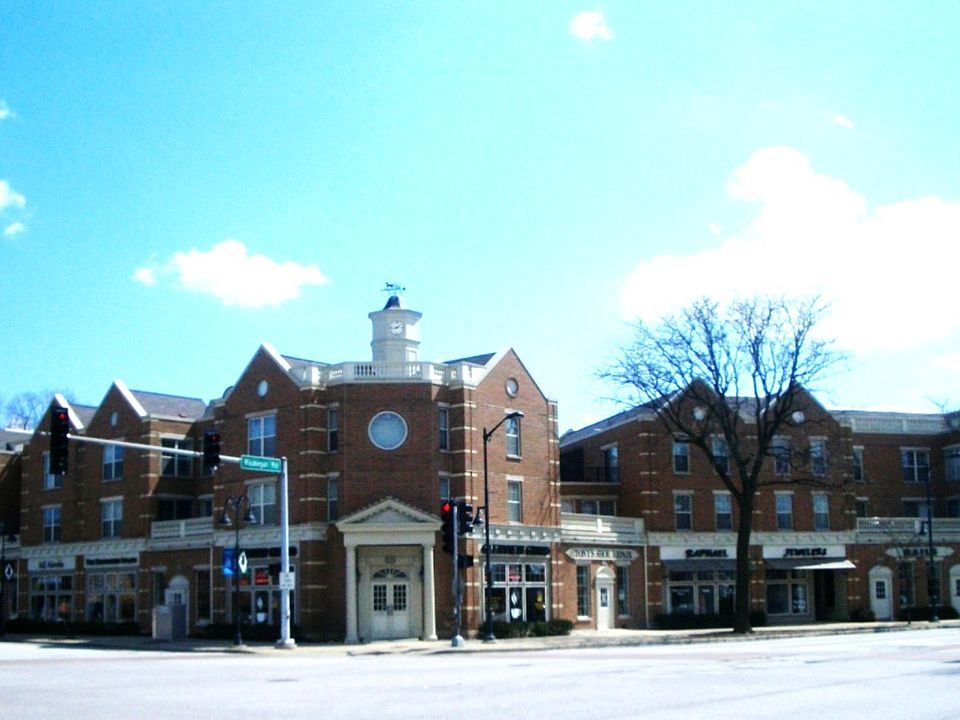 1st image of 1625 Glenview Rd Unit 103