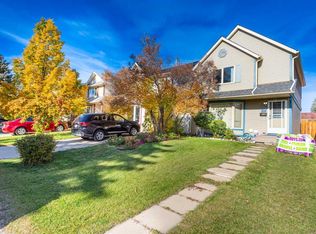 78 Queen Anne Close SE, Calgary, AB T2J 6E5