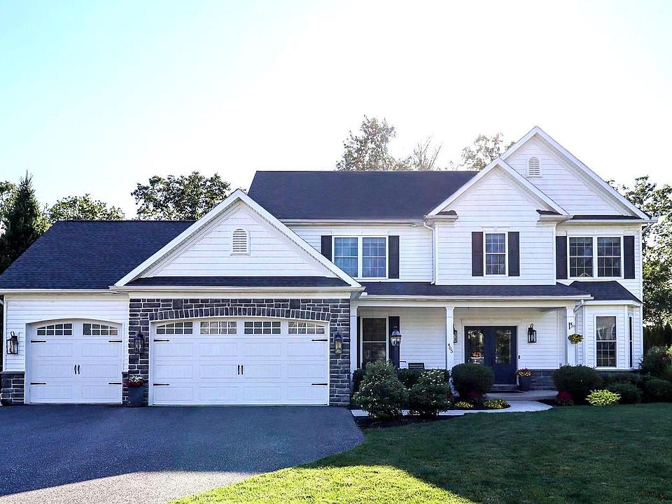 1st image of 405 Sorbie Ln
