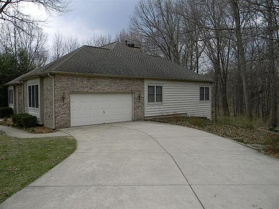 4th image of 4403 Thornbury Dr W