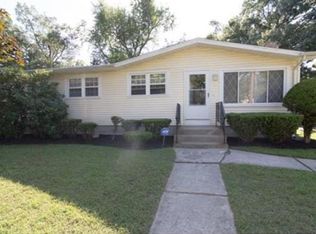 42 Lehigh St, Springfield, MA 01104