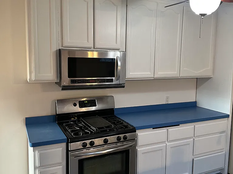 22714 Evalyn Ave — Photo 3