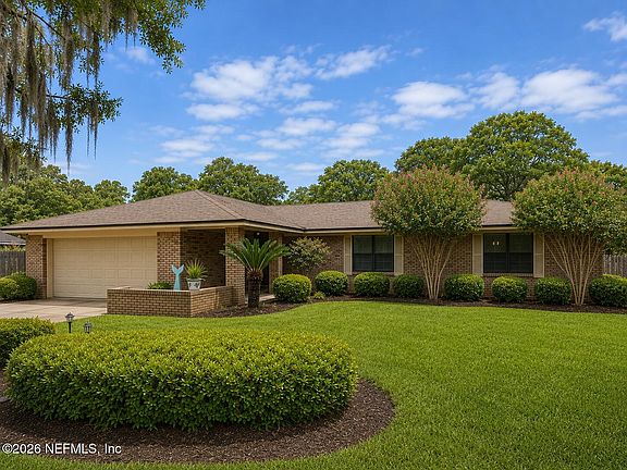 5th image of 15489 CAPE Drive N