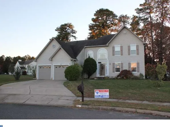 4 N Star Ct, Sicklerville, NJ 08081