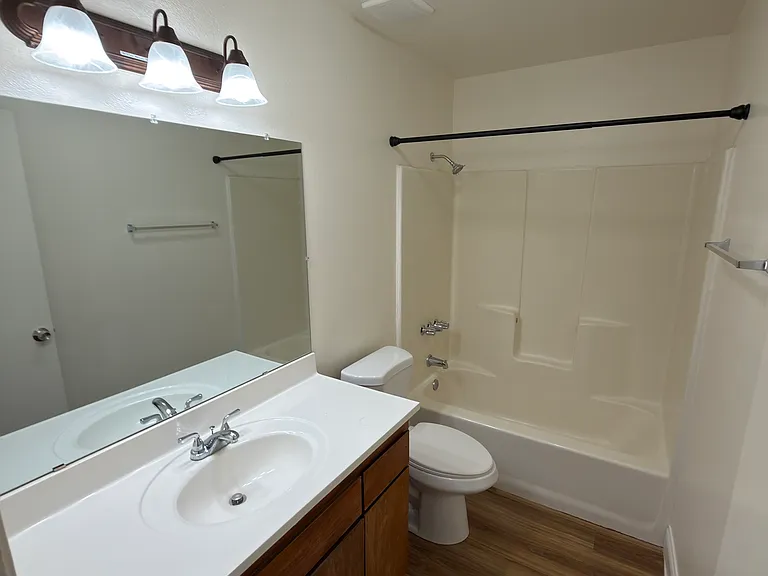 36 S Rogers Ln #201 — Photo 5