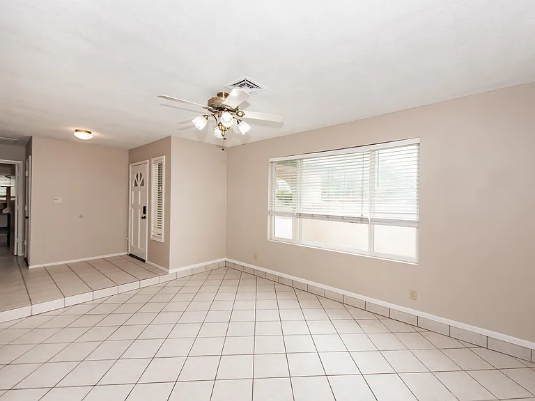 3477 E Cuadrilla Ln — Photo 2