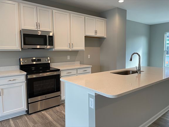 2nd image of 3128 W New York St