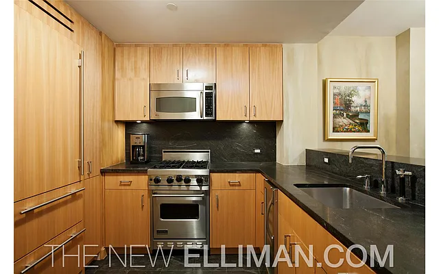 Rented by Douglas Elliman | media 10