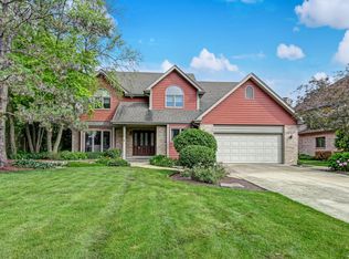 1510 Pine View Ct, Darien, IL 60561