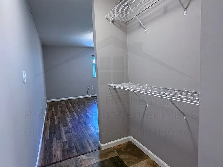 107 Spruce Dr — Photo 18