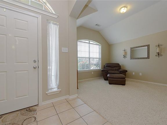 5th image of 9800 Garden Ct