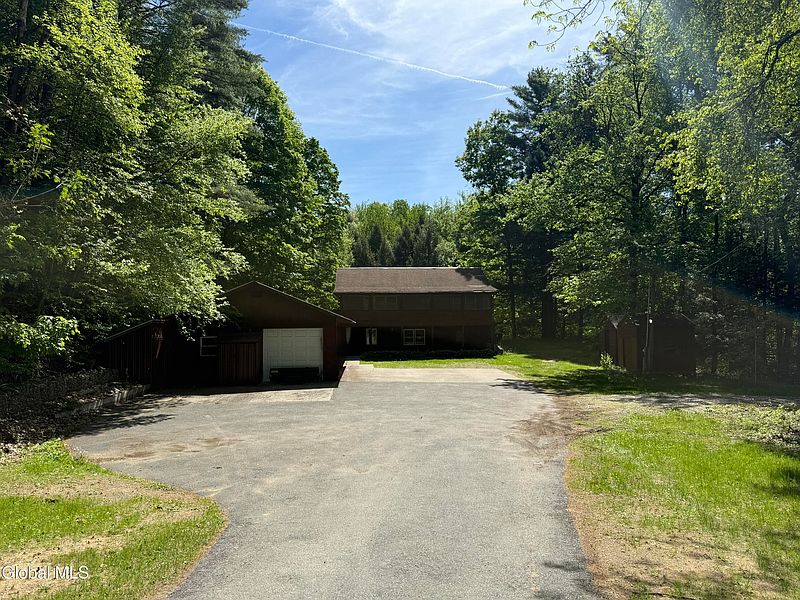 4th image of 104 Buttermilk Falls Road