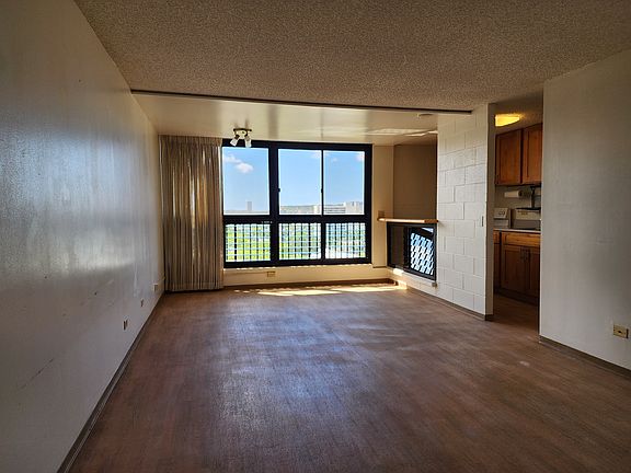 4th image of 1541 Dominis St APT 1503