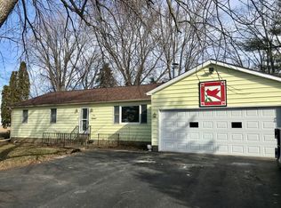 101 S Cherry St, Malden, IL 61337