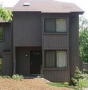 End unit on a private street