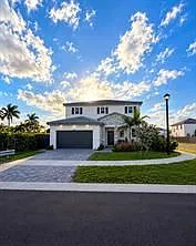 5 bed, 3.5 bath, 2987 sqft, $5,200 — Photo 3