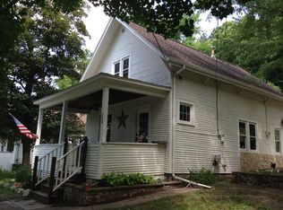 324 S Adams St, Saint Croix Falls, WI 54024