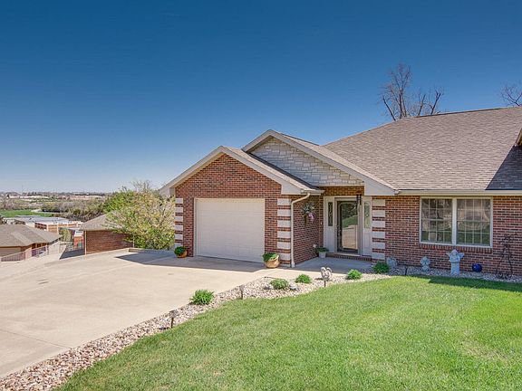 2nd image of 1417 Notting Hill Dr