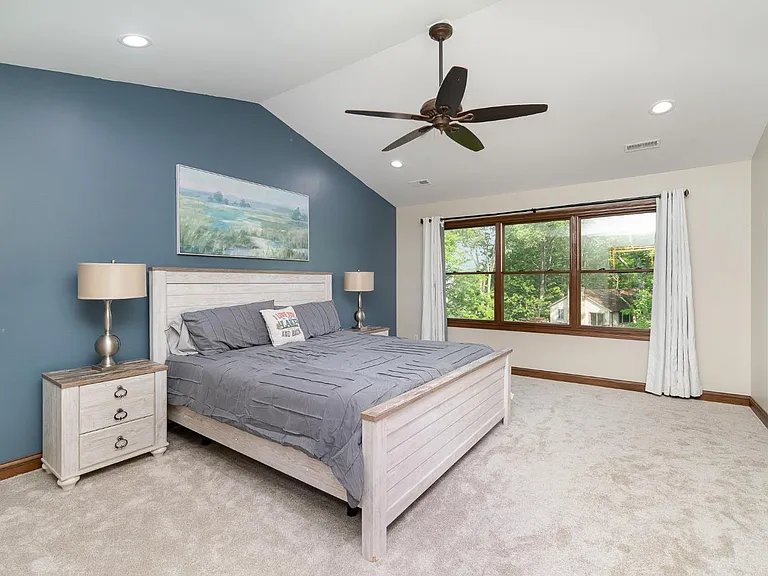 1753 Cove Cir E — Photo 10