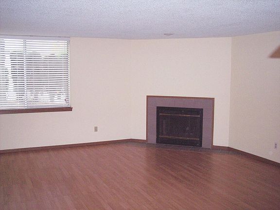 3rd image of 2350 10th Ave E APT 112